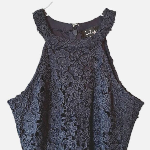NWT Lulus Love Poem Navy Blue Crochet Lace Mini Halter Dress M - Picture 3 of 6